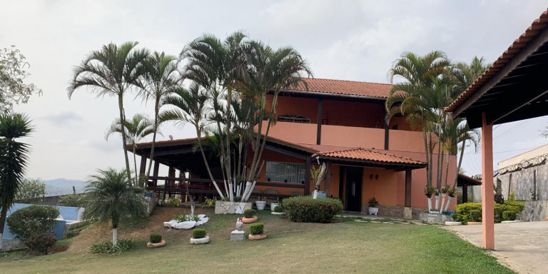 Chácara com 3 Quartos à Venda, 2.800 m² em Centro - Santa Isabel