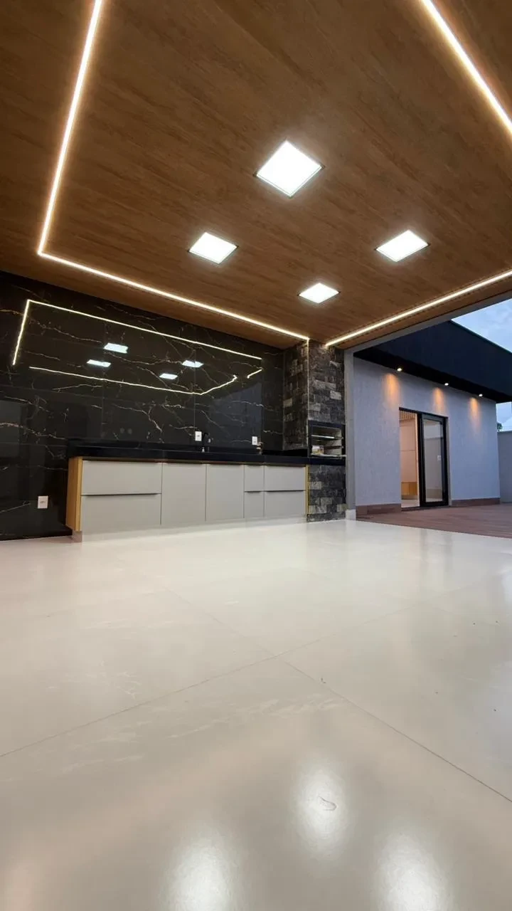 Imagem Casa com 4 Quartos à Venda, 223 metro em Moinho dos Ventos - Goiânia