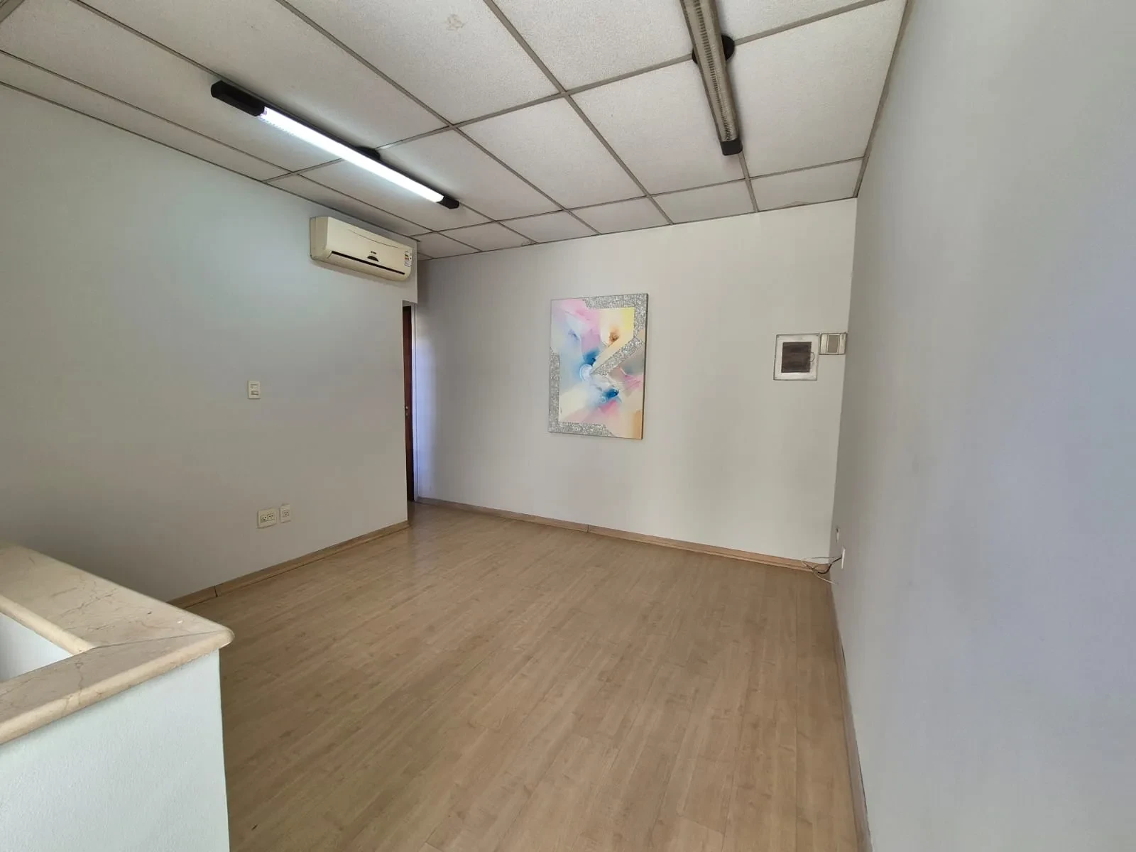 Imagem Sobrado com 3 Quartos à Venda, 303 m² em Chácara Seis de Outubro - São Paulo