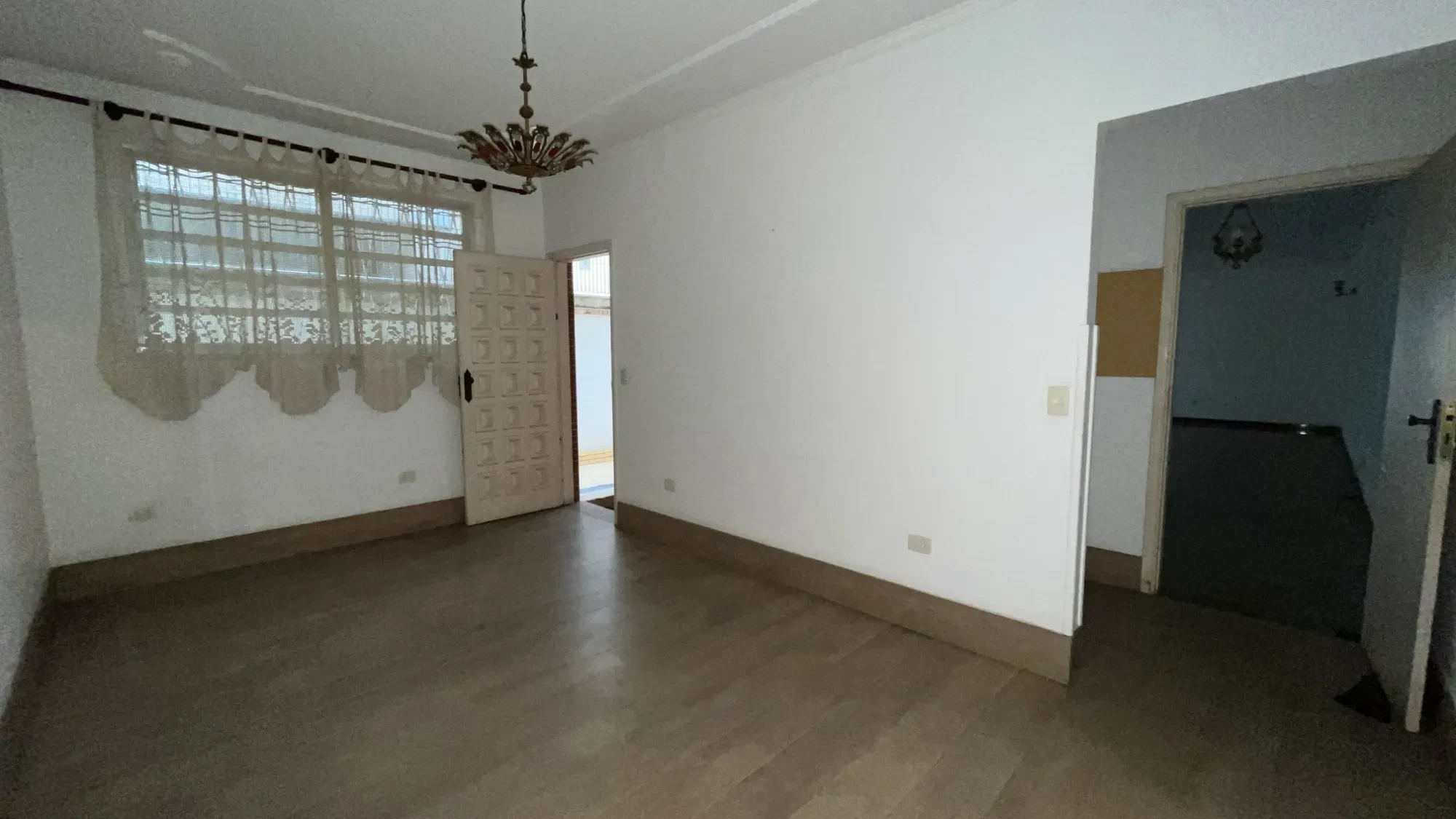 Imagem Sobrado com 4 Quartos à Venda, 295 m² em Aparecida - Santos