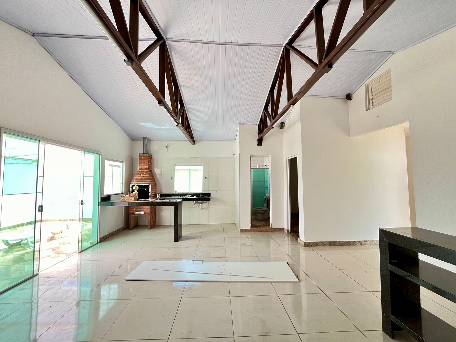 Imagem Casa com 4 Quartos à Venda, 220 m²em Rio Branco - Belo Horizonte