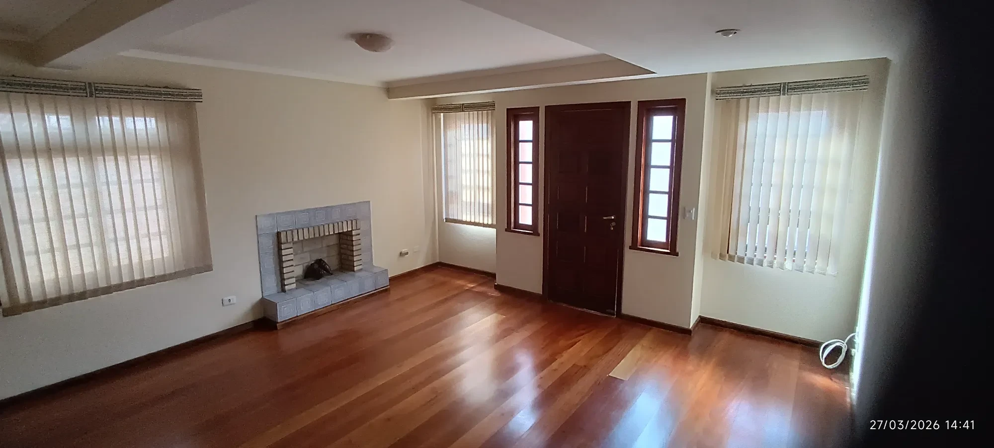 Imagem Casa de Condomínio com 3 Quartos à Venda, 117 m² em Jardim das Américas - Curitiba