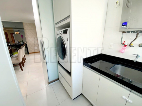 Imagem Apartamento com 3 Quartos à Venda, 93 m² em Barreiros - São José