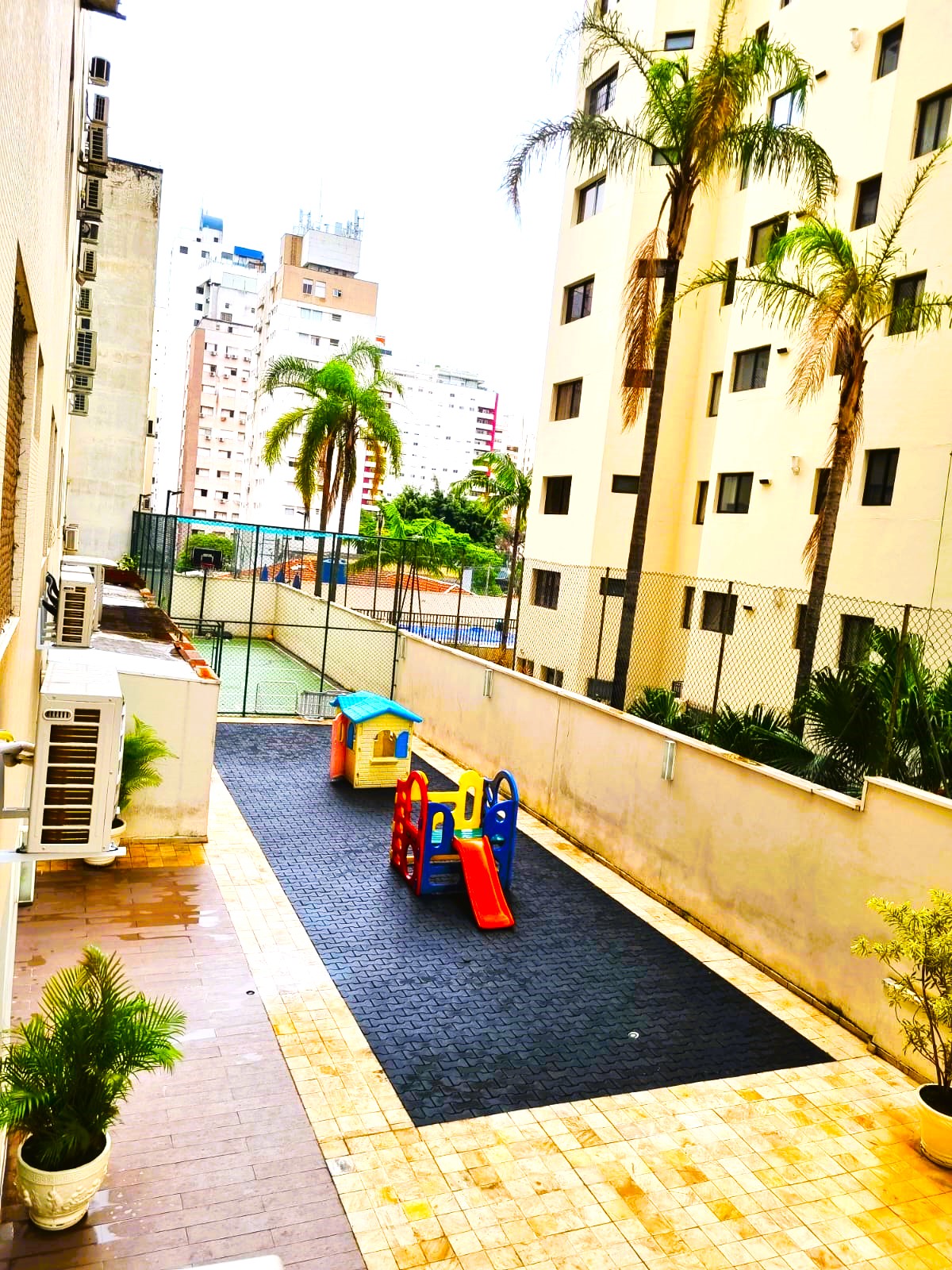 Imagem Apartamento com 3 Quartos à Venda, 170 m²em Itaim Bibi - São Paulo