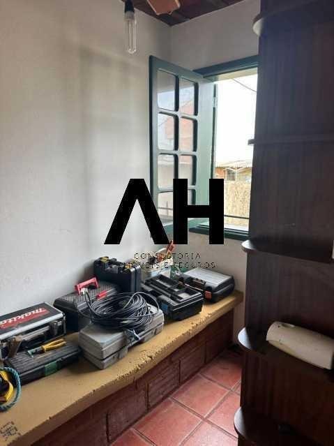 Imagem Casa com 5 Quartos à Venda, 150 m²em Praia de Itaipuaçu (Itaipuaçu) - Maricá