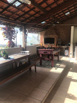 Imagem Casa com 3 Quartos à Venda, 340 m² em Guilhermina - Praia Grande