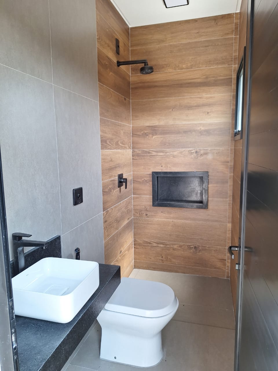 Imagem Casa de Condomínio com 4 Quartos à Venda, 288 m² em Jardins França - Goiânia