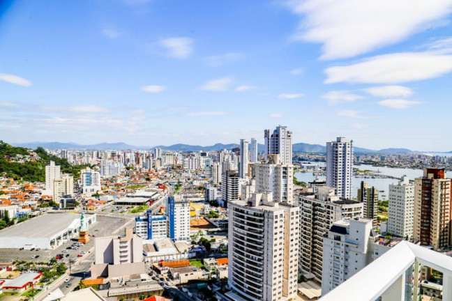 Apartamento com 2 Quartos à Venda, 74 m² em Fazenda - Itajaí