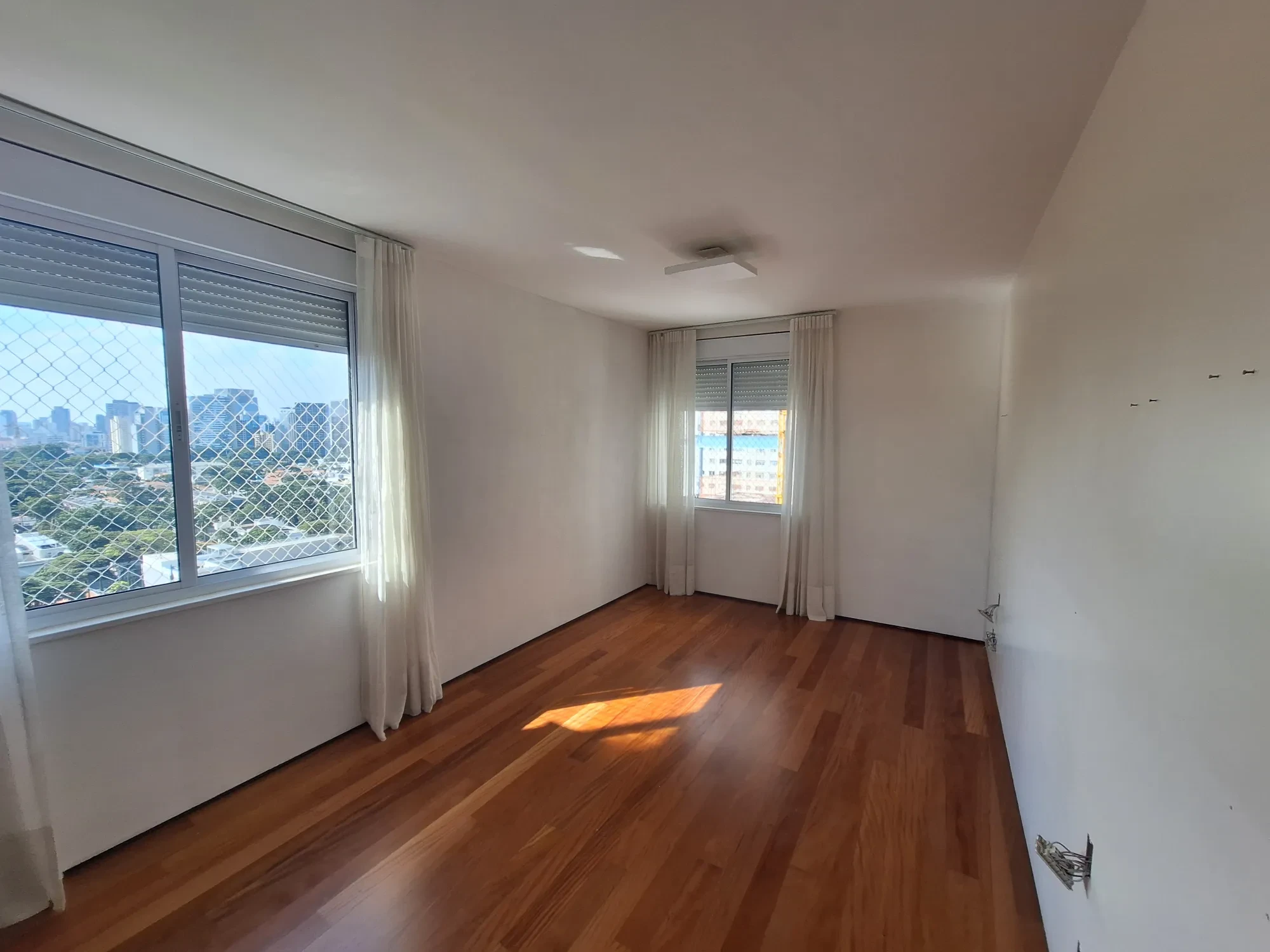 Foto do imóvel: Apartamento com 3 Quartos para Alugar, 230 m² em Jardim Europa - São Paulo