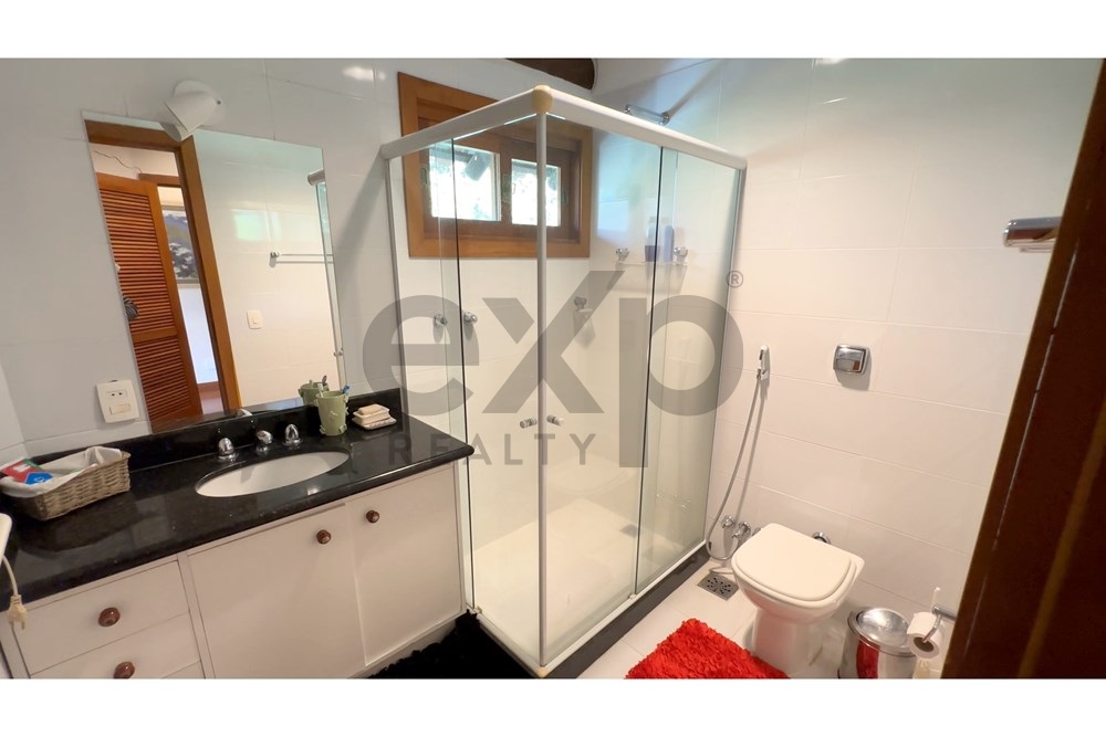 Foto do imóvel: Casa de Condomínio com 5 Quartos à Venda, 290 m² em Cuiabá - Petrópolis