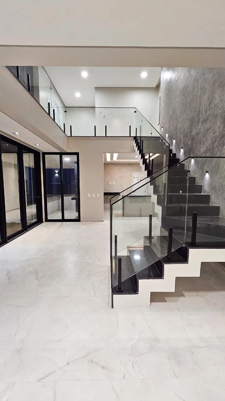 Imagem Casa de Condomínio com 4 Quartos à Venda, 267 m² em Cidade Alpha - Eusébio