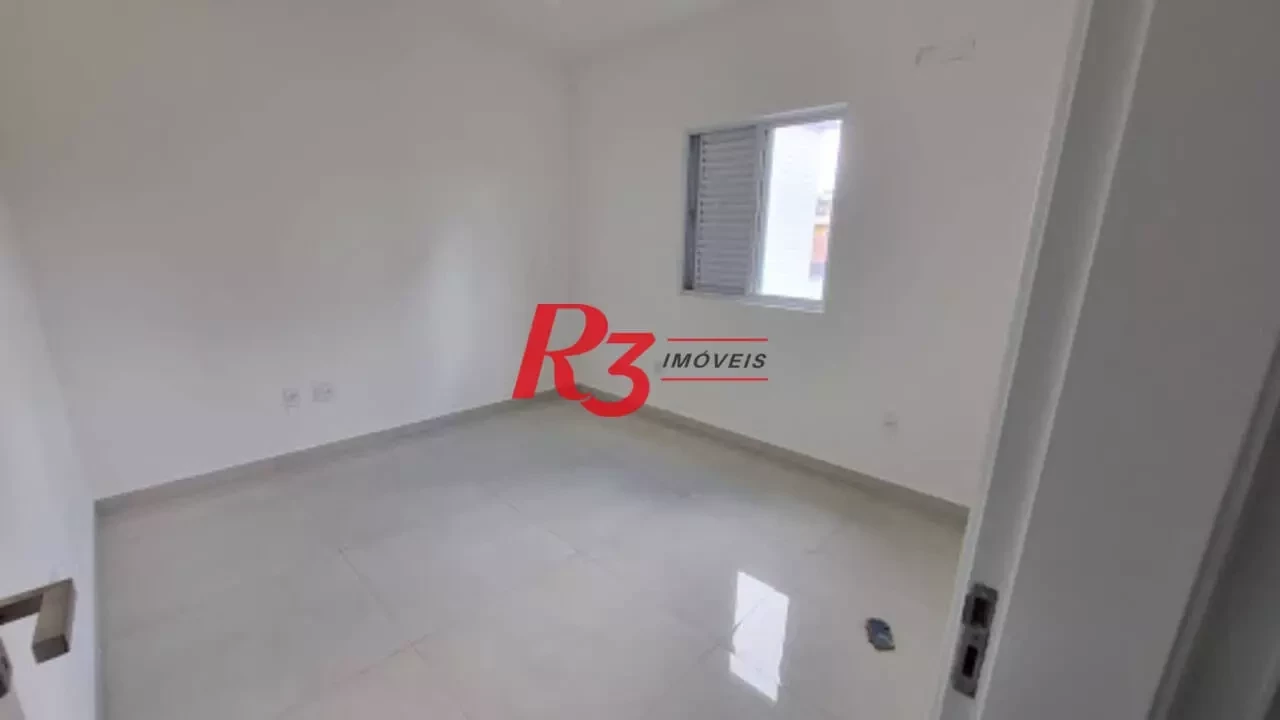 Imagem Casa de Vila com 3 Quartos à Venda, 155 m² em Embaré - Santos