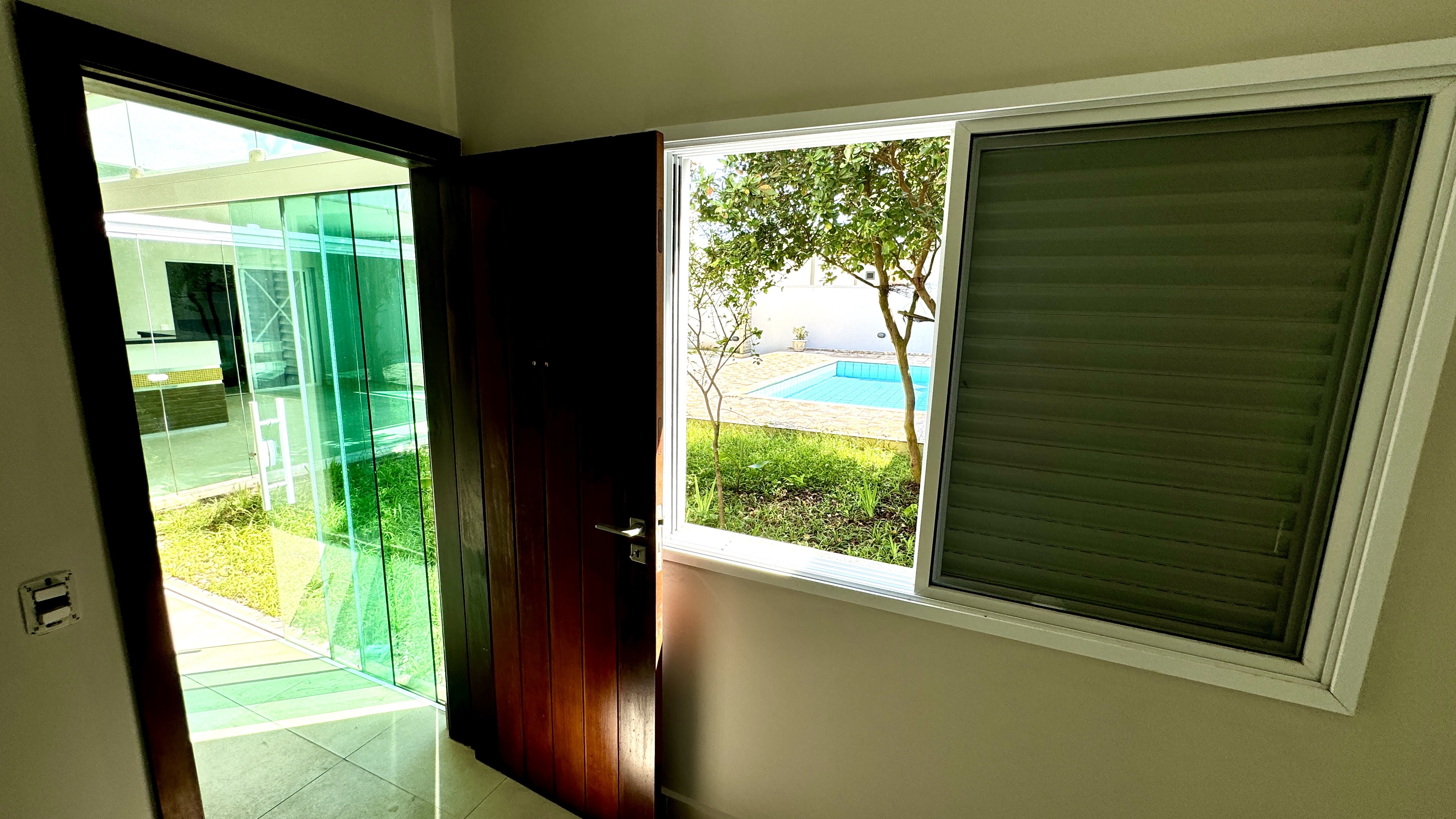 Imagem Sobrado com 8 Quartos à Venda, 152 m²em Cibratel - Itanhaém