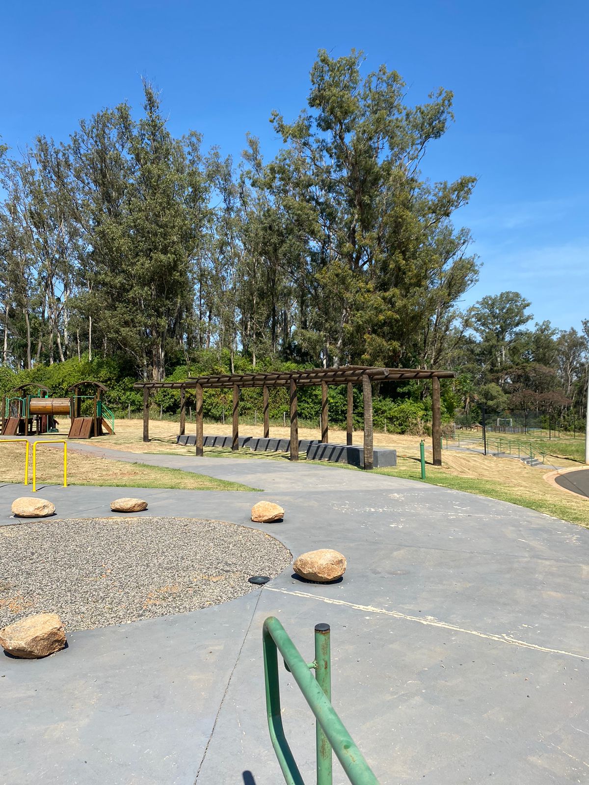 Foto do imóvel: Terreno em Condomínio à Venda, 250 m²em Colinas do Castelo - Jaguariúna