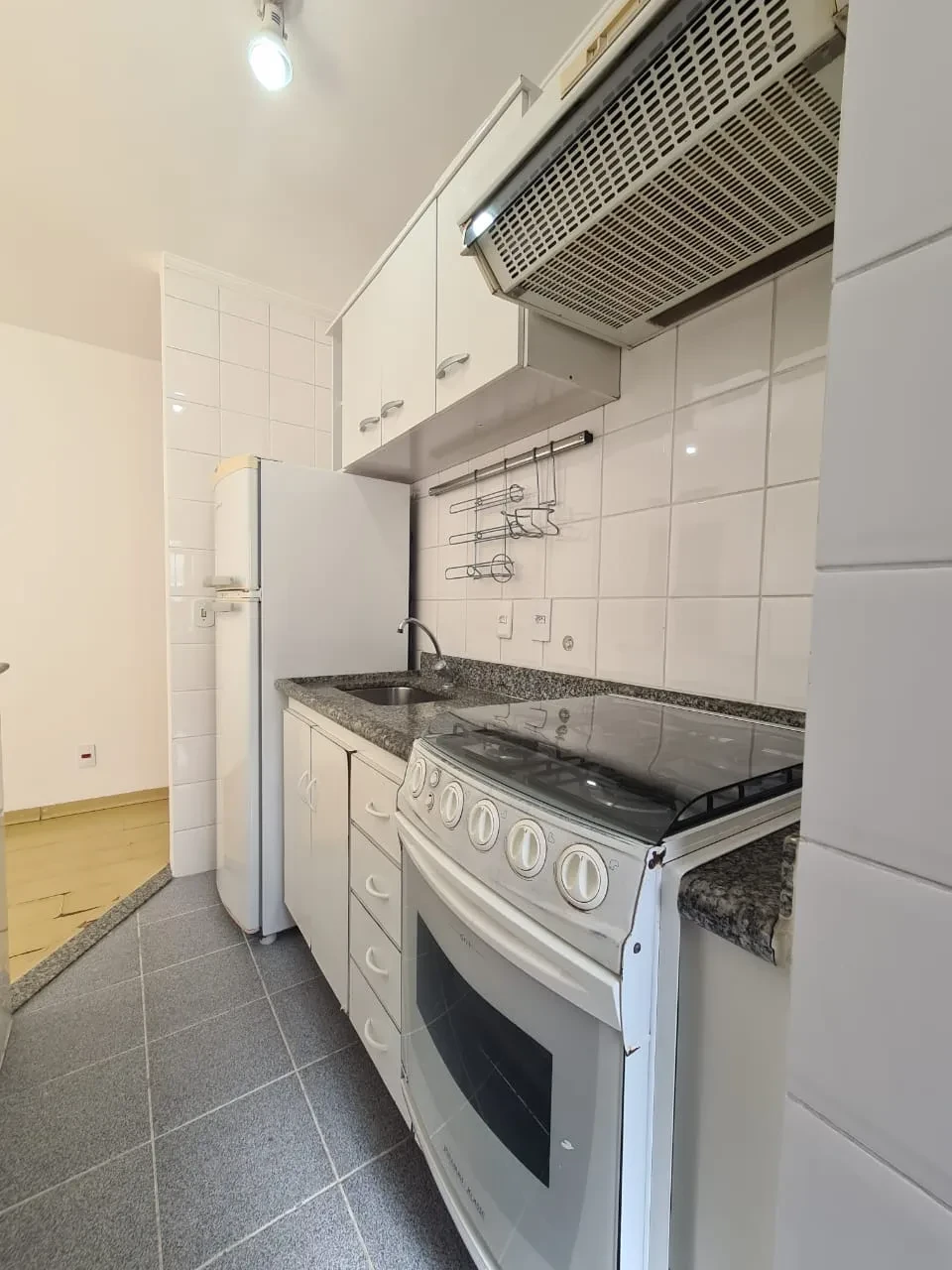 Imagem Apartamento com 1 Quarto à Venda ou Locação, 37 metros em Parque Imperial - São Paulo