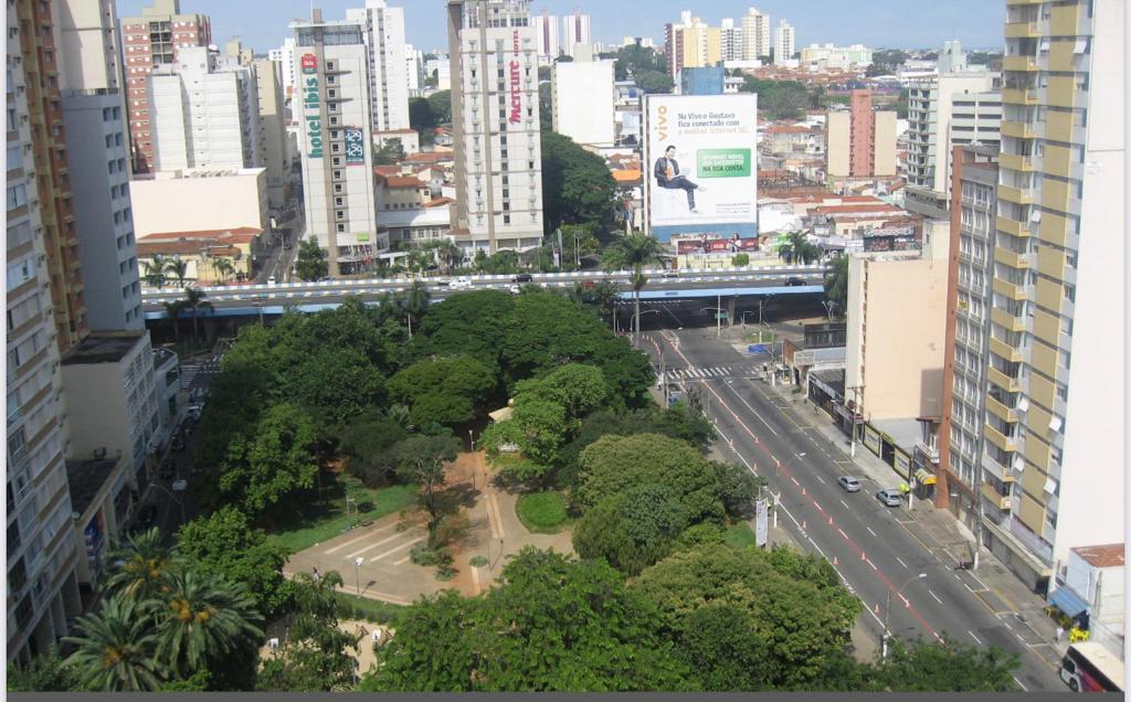Flat com 1 Quarto à Venda ou Locação, 45 m²em Centro - Campinas