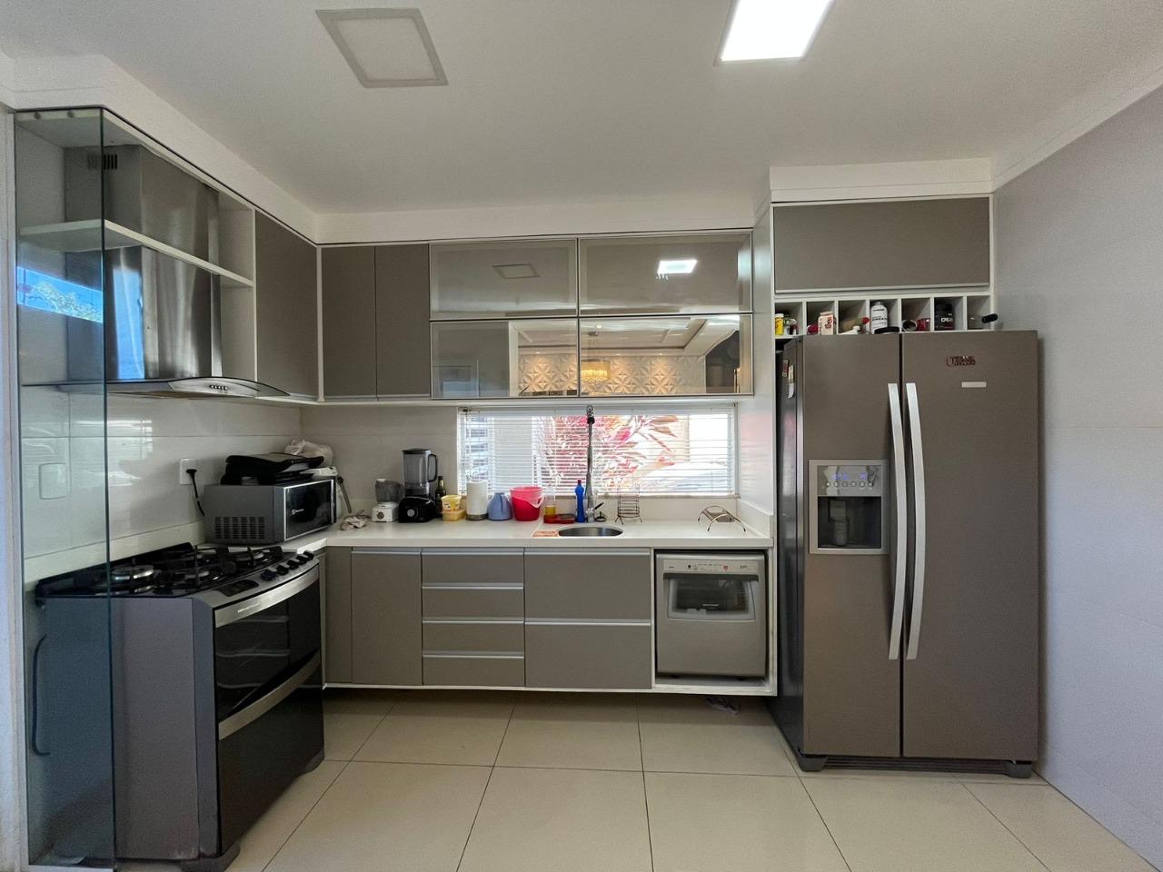Imagem Casa com 4 Quartos à Venda, 162 m²em Vila Praiana - Lauro de Freitas