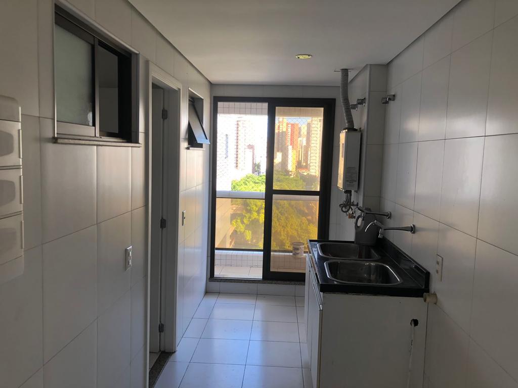 Imagem Apartamento com 4 Quartos para Alugar, 206 m²em Meireles - Fortaleza