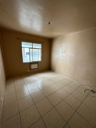 Kitnet com 1 Quarto à Venda ou Locação, 35 m²em Centro - Niterói