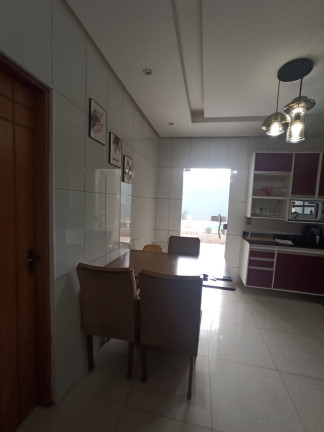 Imagem Casa com 4 Quartos à Venda, 260 m² em Caranazal - Santarém