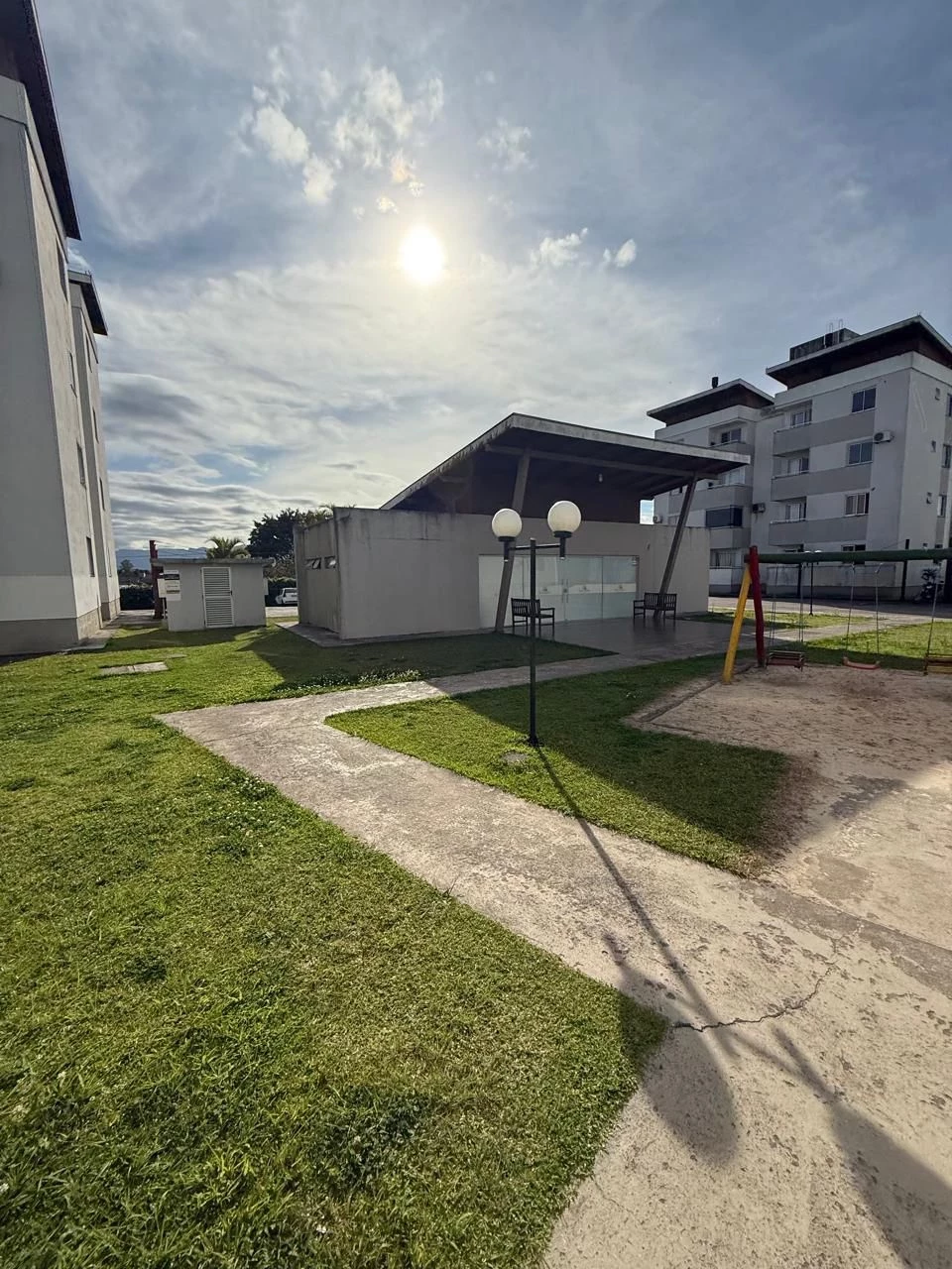 Imagem Apartamento com 2 Quartos à Venda, 48 m² em Siderópolis - Siderópolis