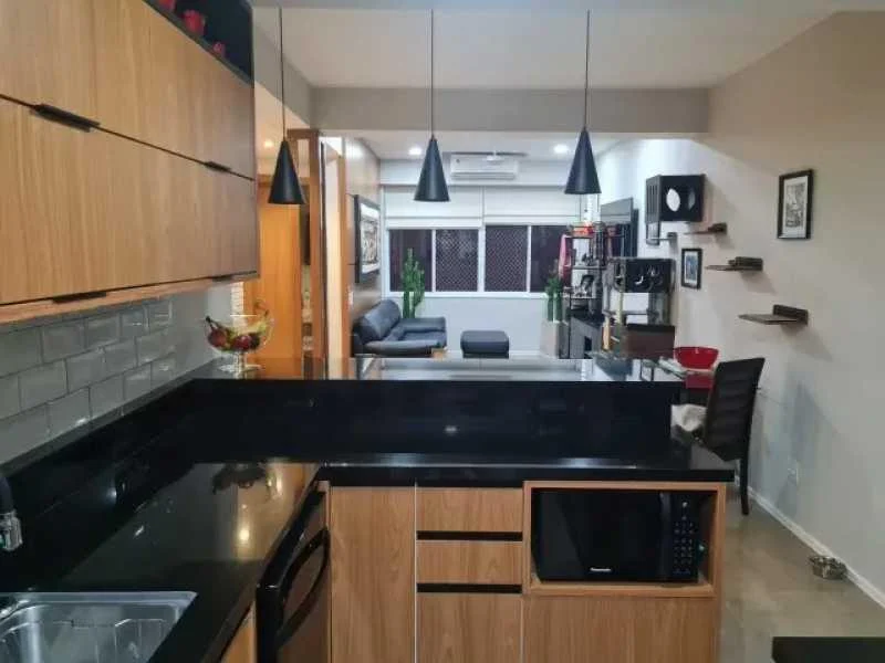 Imagem Apartamento com 2 Quartos à Venda, 100 m²em Copacabana - Rio de Janeiro