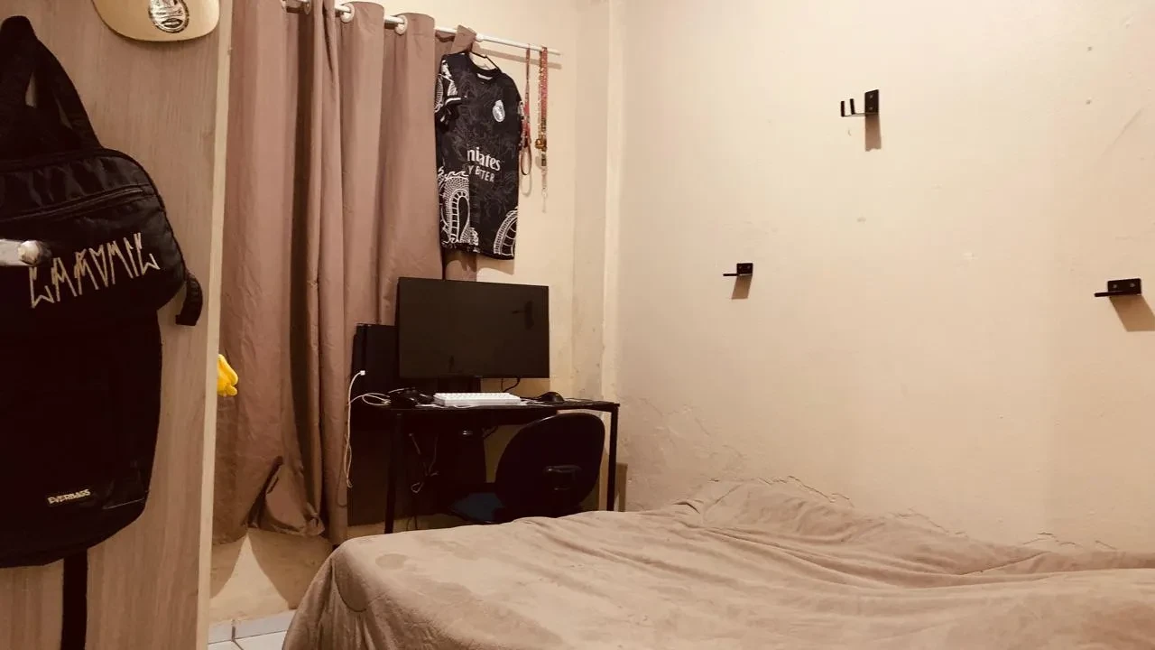 Imagem Apartamento com 1 Quarto à Venda, 30 metros em Torres - Torres