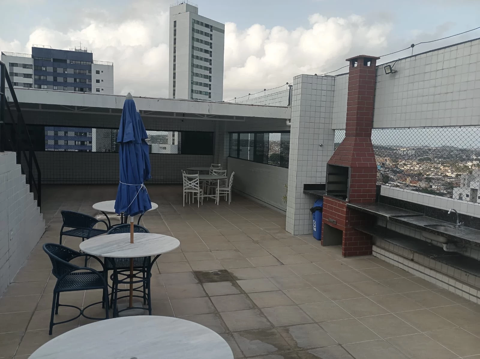 Imagem Apartamento com 3 Quartos à Venda, 70 m² em Casa Amarela - Recife