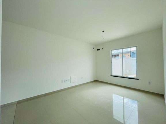 Imagem Casa com 3 Quartos à Venda, 106 m² em Centro - Eusébio