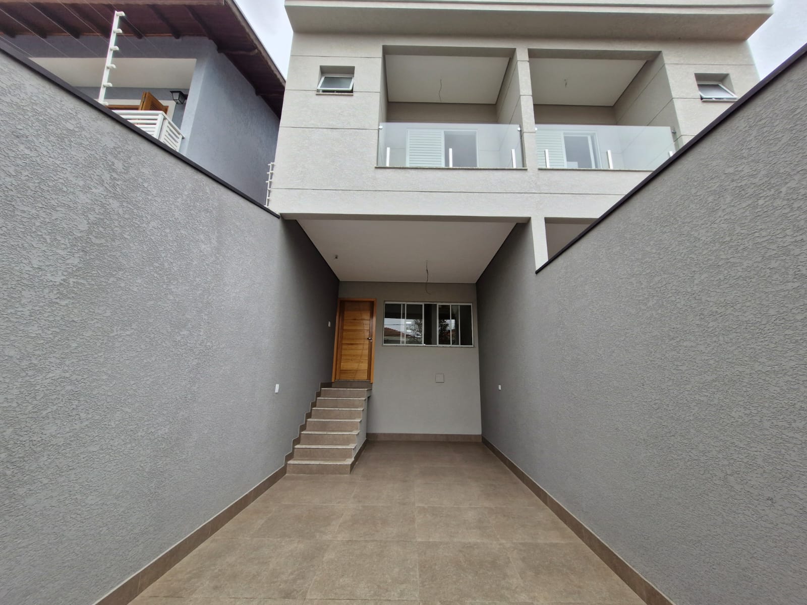 Imagem Sobrado com 3 Quartos à Venda, 193 m²em Jardim Santo Elias - São Paulo
