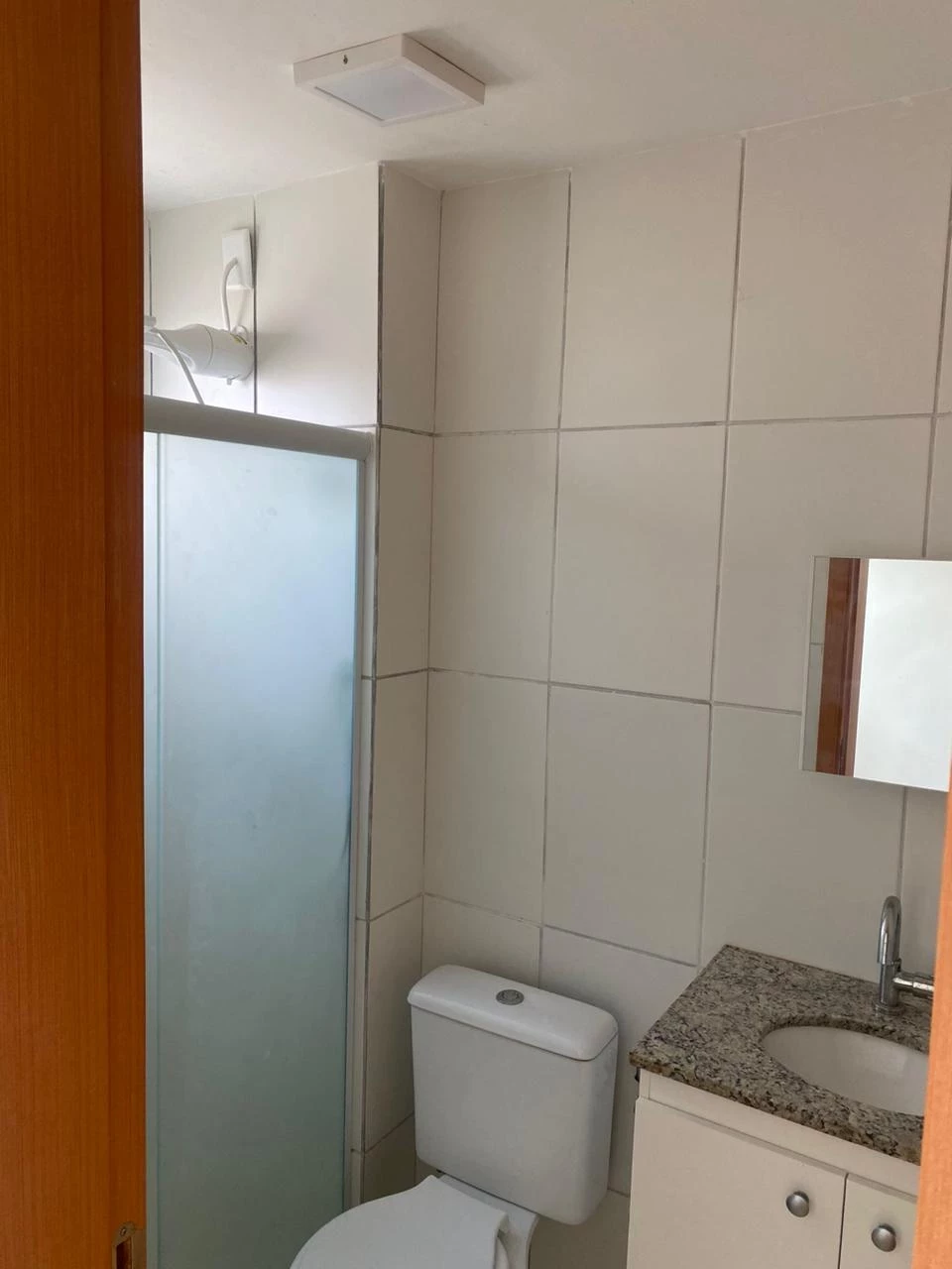 Imagem Apartamento com 2 Quartos para Alugar, 60 m² em Buraquinho - Lauro de Freitas