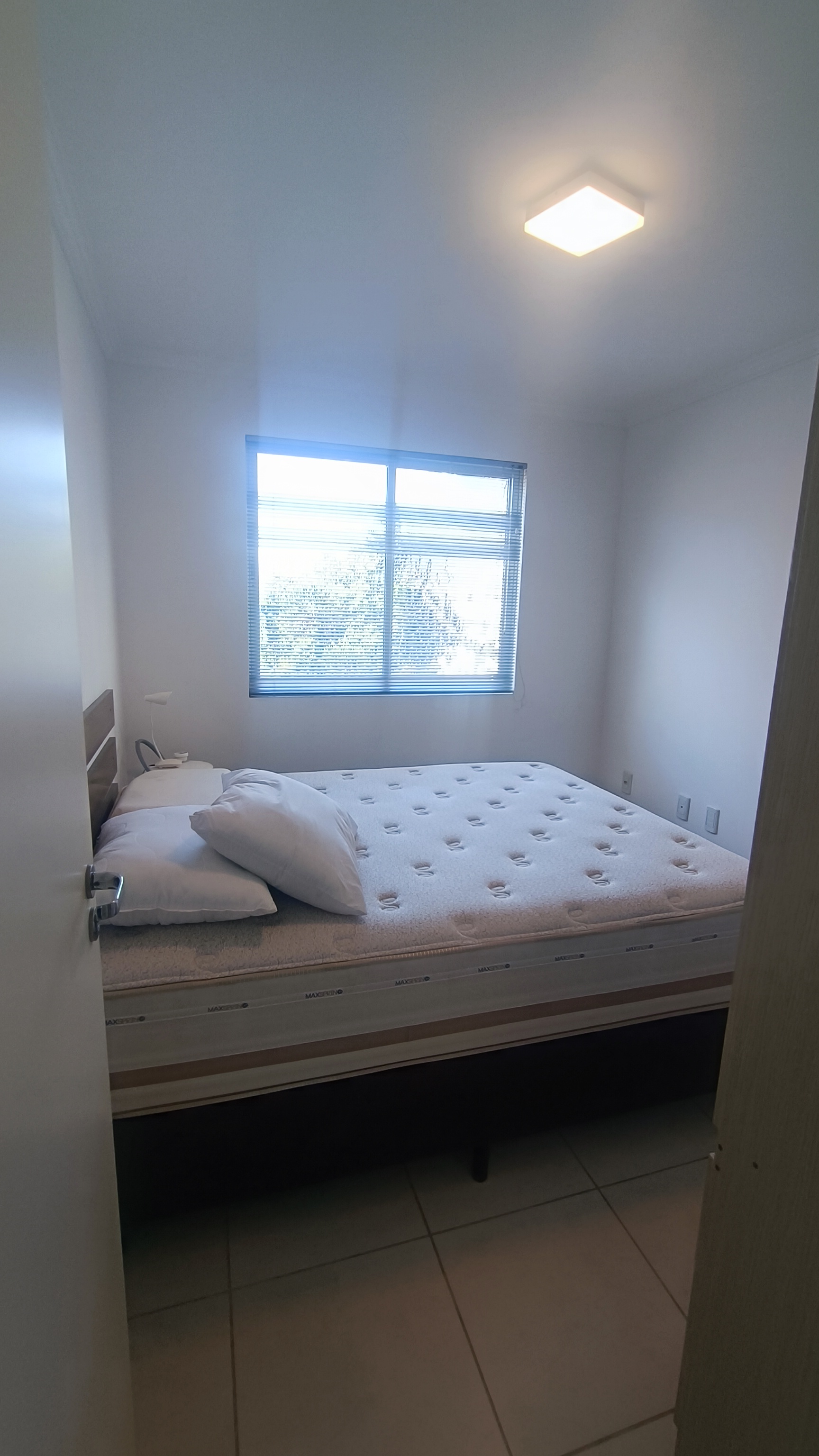 Imagem Apartamento com 2 Quartos à Venda, 77 m²em Bombas - Bombinhas