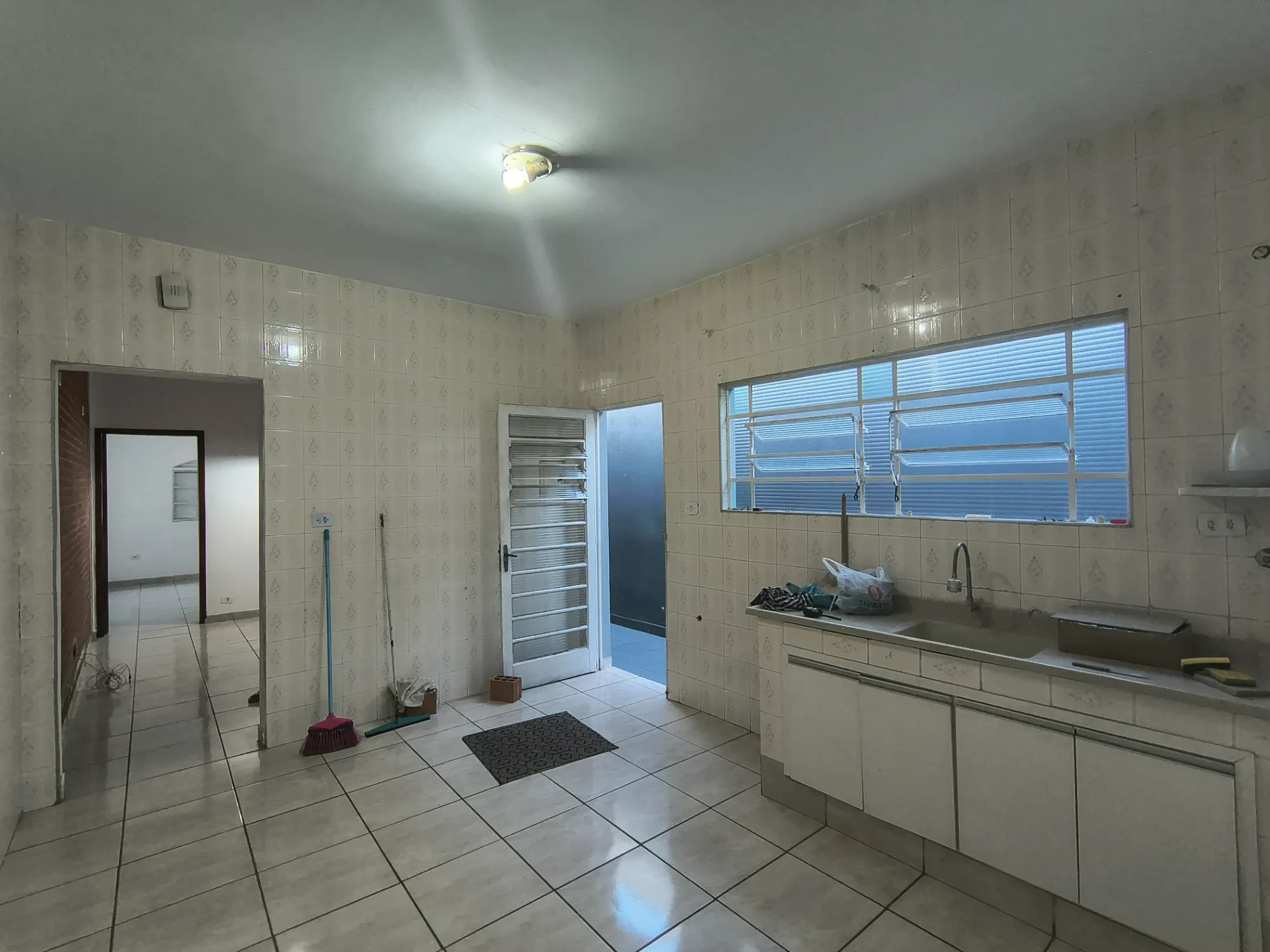 Imagem Casa com 2 Quartos para Alugar, 69 m² em Parque Santo Antônio - Jacareí