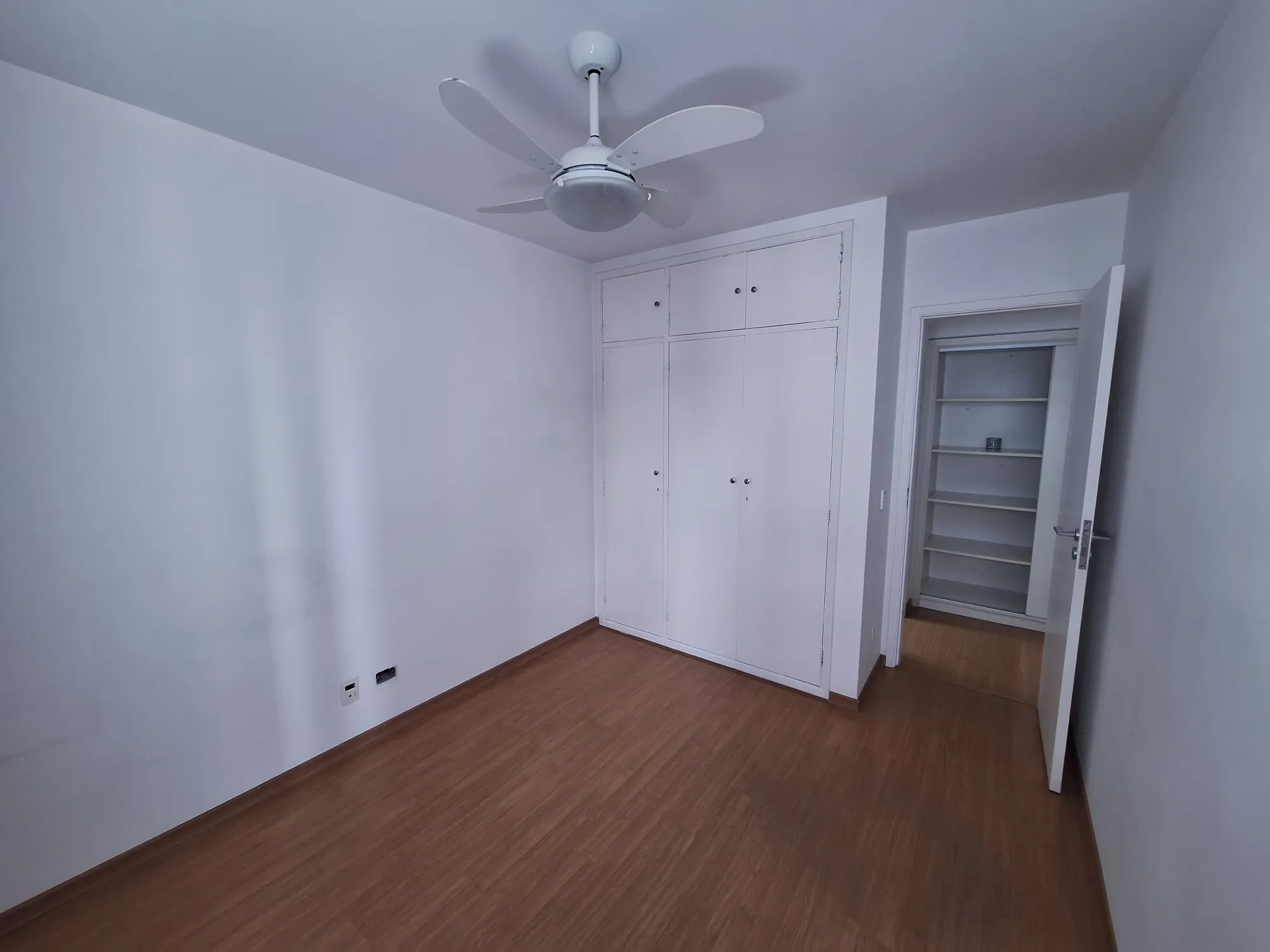 Imagem Apartamento com 2 Quartos à Venda, 80 m² em Santa Cecília - São Paulo