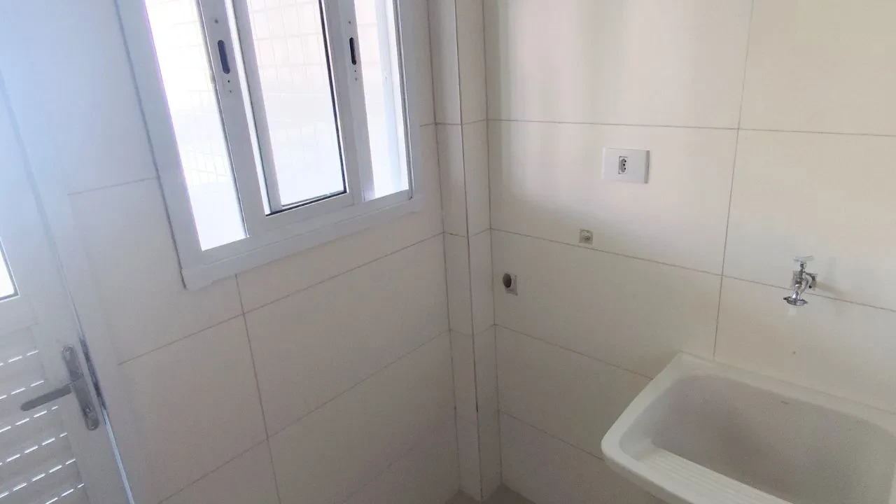Imagem Apartamento com 2 Quartos à Venda, 72 m² em Guilhermina - Praia Grande