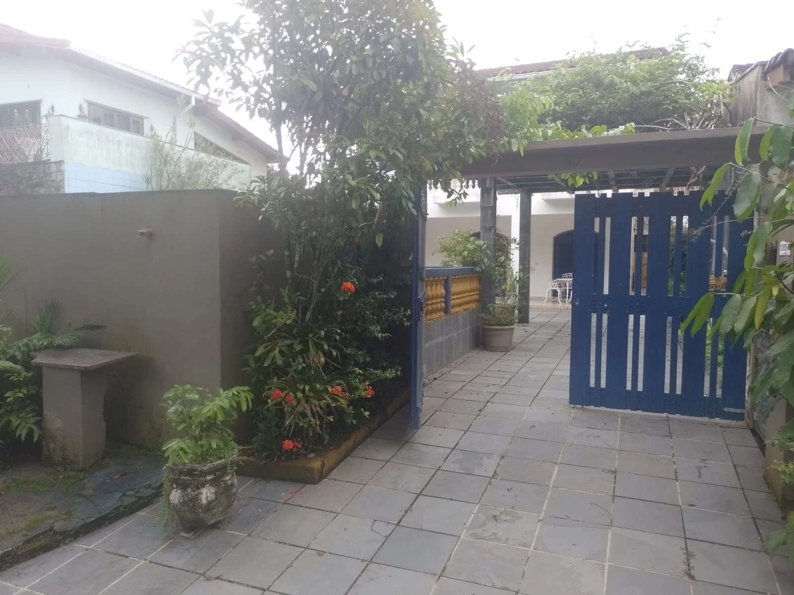 Imagem Sobrado à Venda, em Balneário Praia do Pernambuco - Guarujá