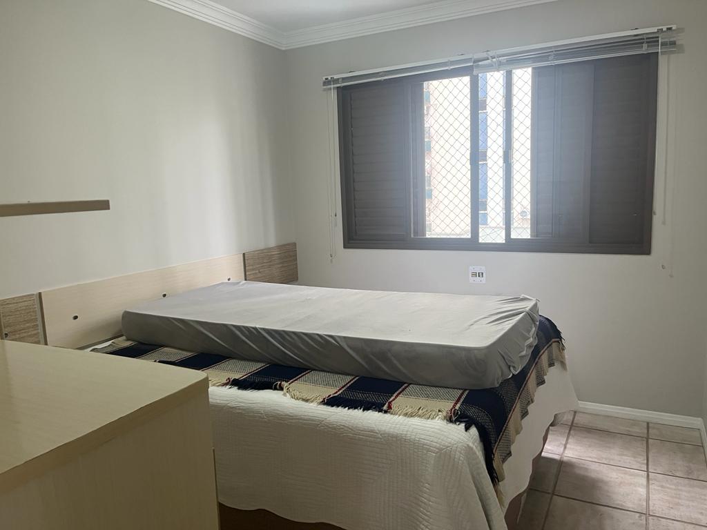 Imagem Apartamento com 3 Quartos para Temporada, 110 m² em Centro - Balneário Camboriú