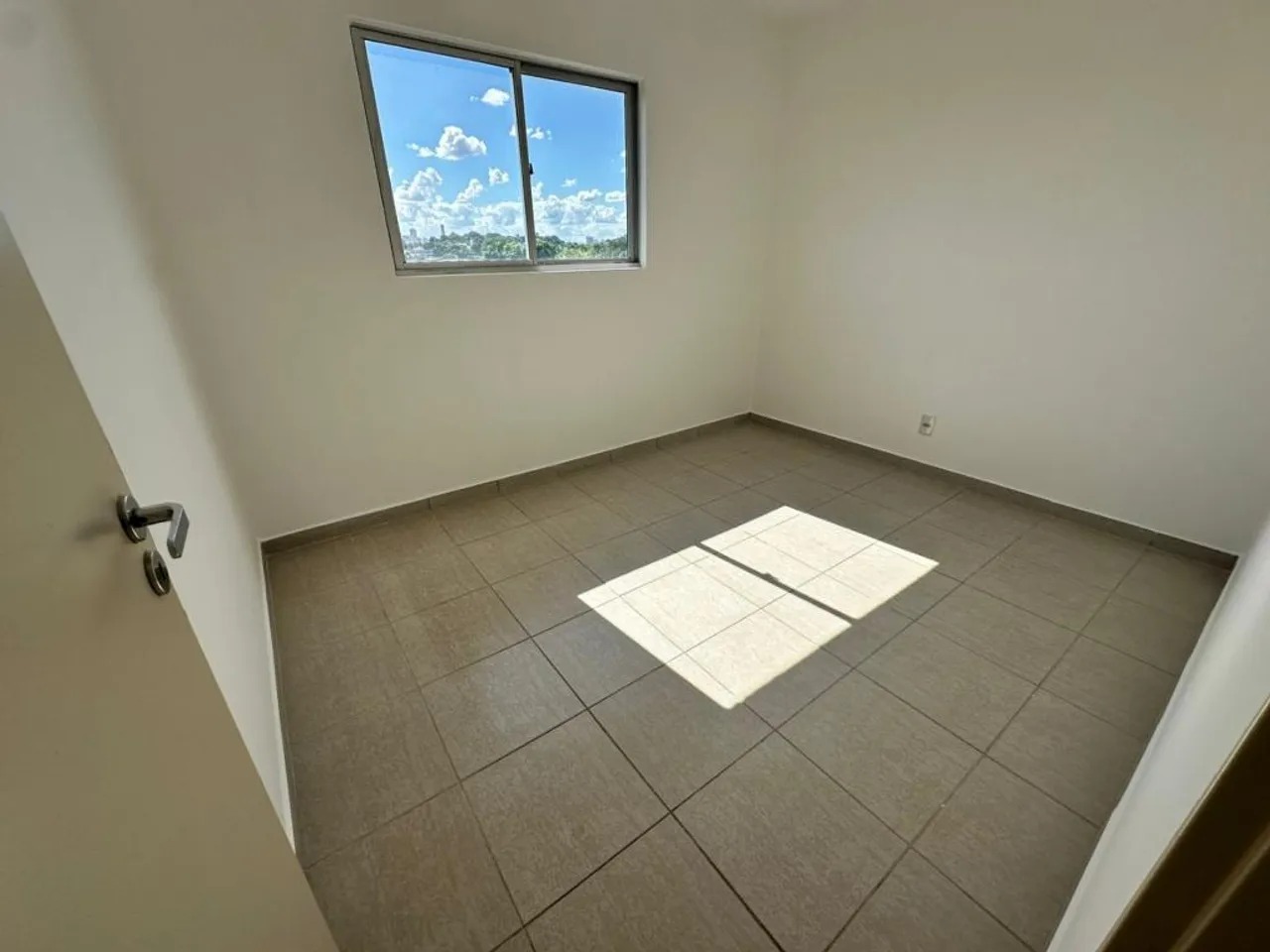 Imagem Apartamento com 3 Quartos à Venda, 68 m²em Parque Flamboyant - Goiânia