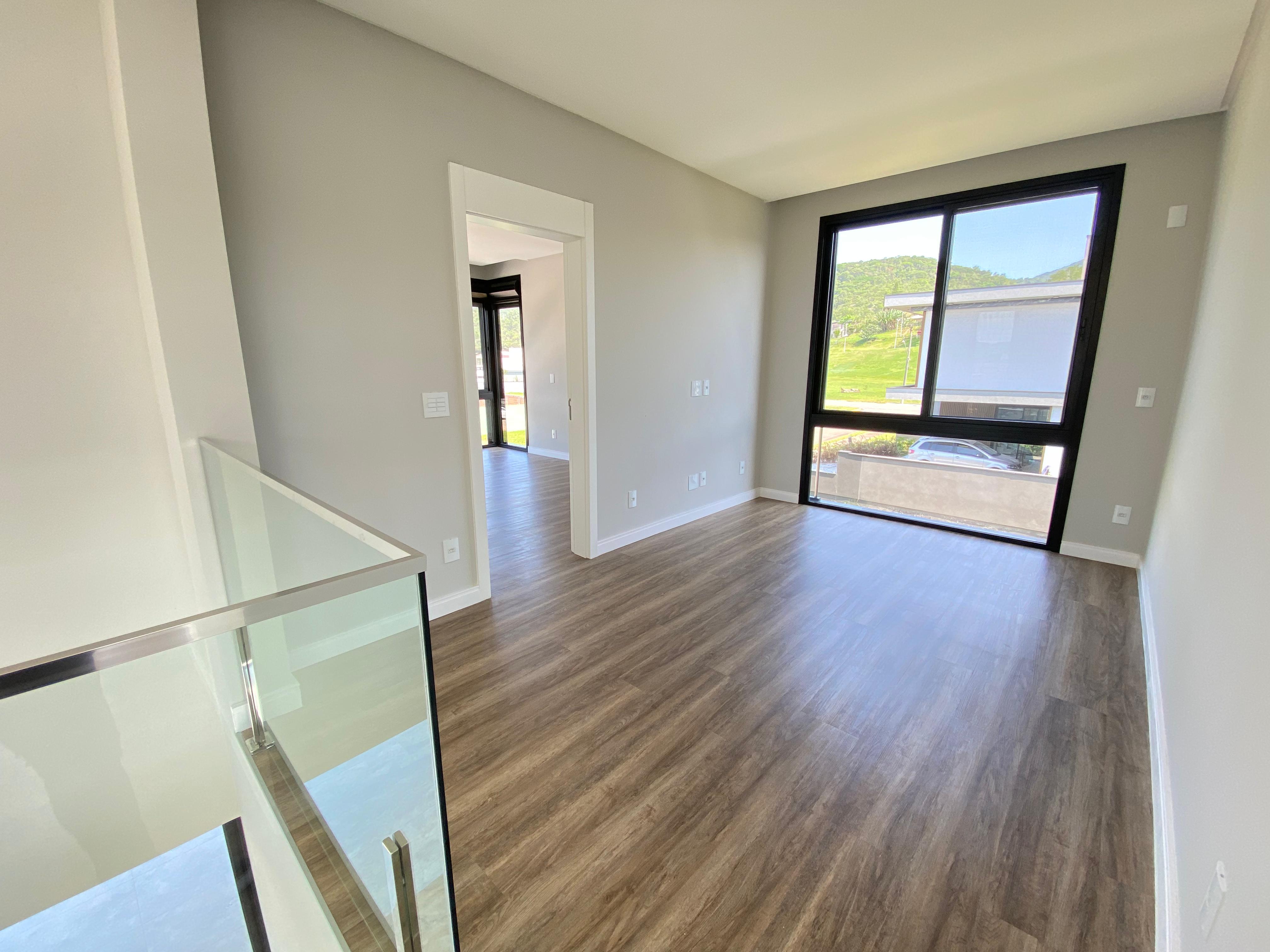 Imagem Casa com 4 Quartos à Venda, 370 m²em Santa Regina - Camboriú