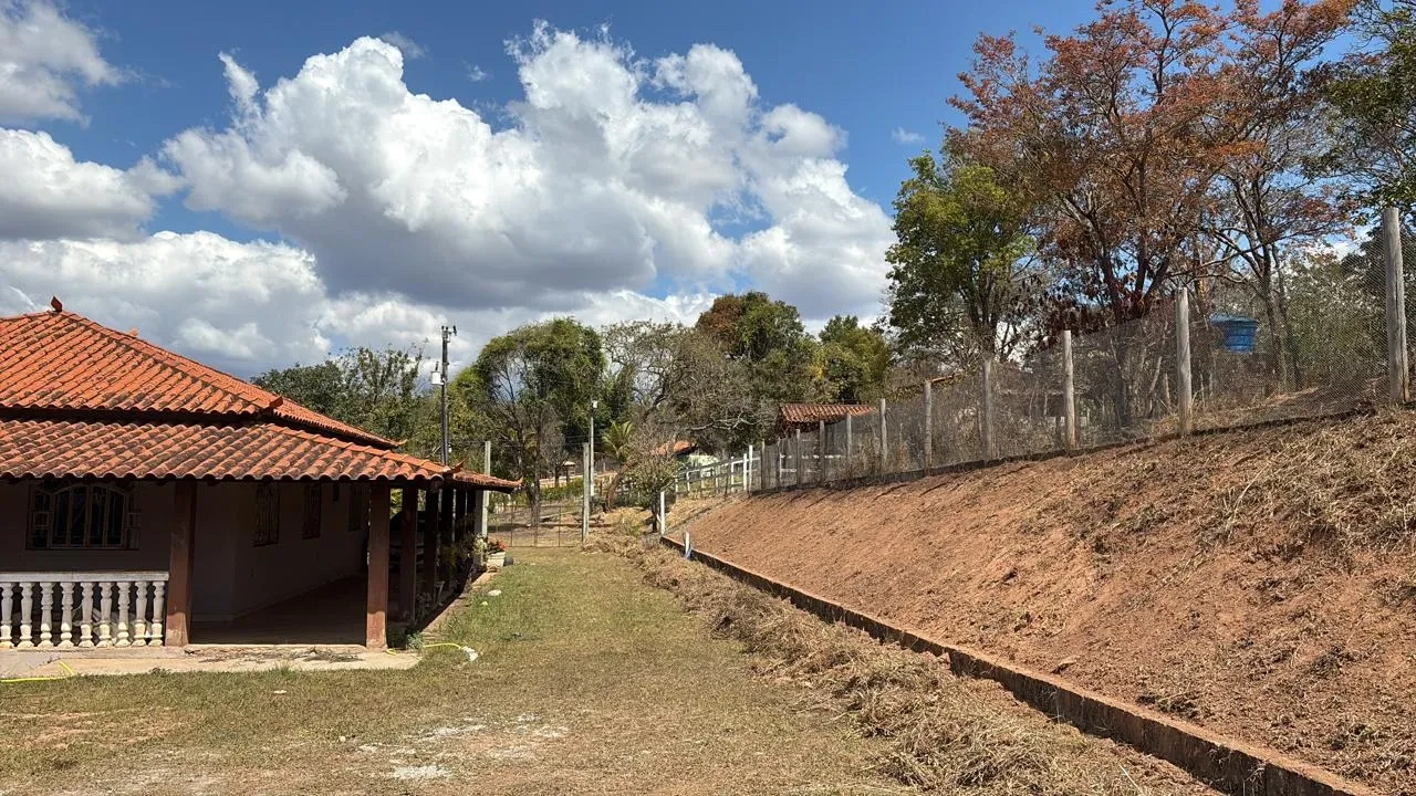 Foto do imóvel: Chácara à Venda, 20100 metros em Mateus Leme - Mateus Leme