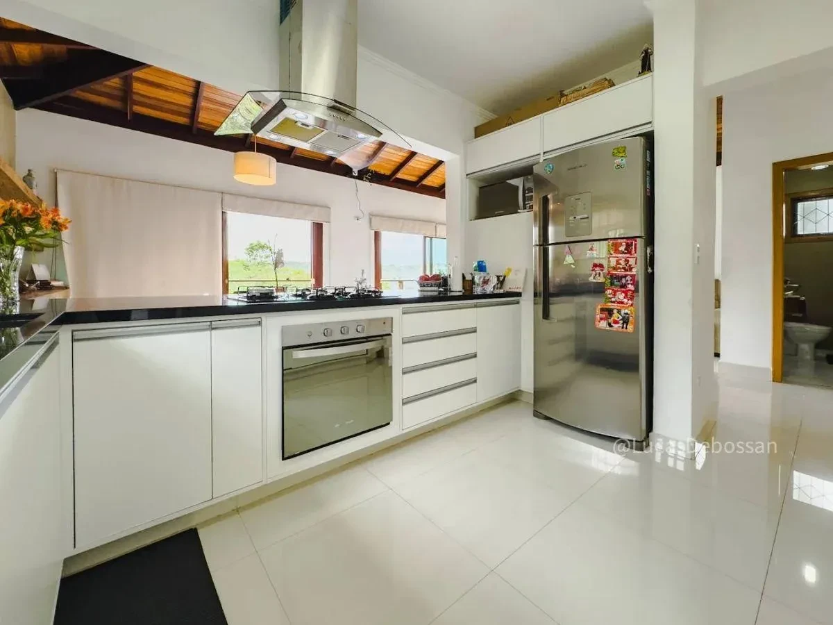 Imagem Casa com 2 Quartos à Venda, 150 metros em Caputera - Cotia