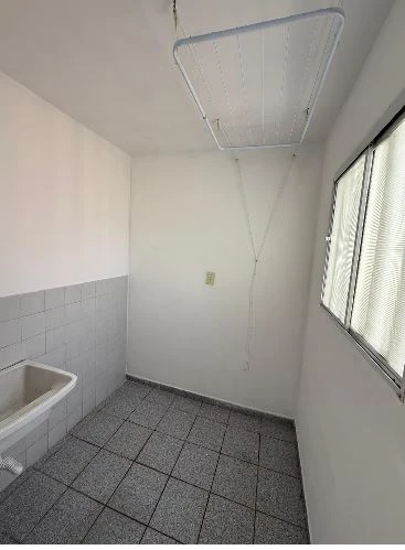 Imagem Apartamento com 2 Quartos à Venda, 61 m² em Jardim Santa Emília - São Paulo