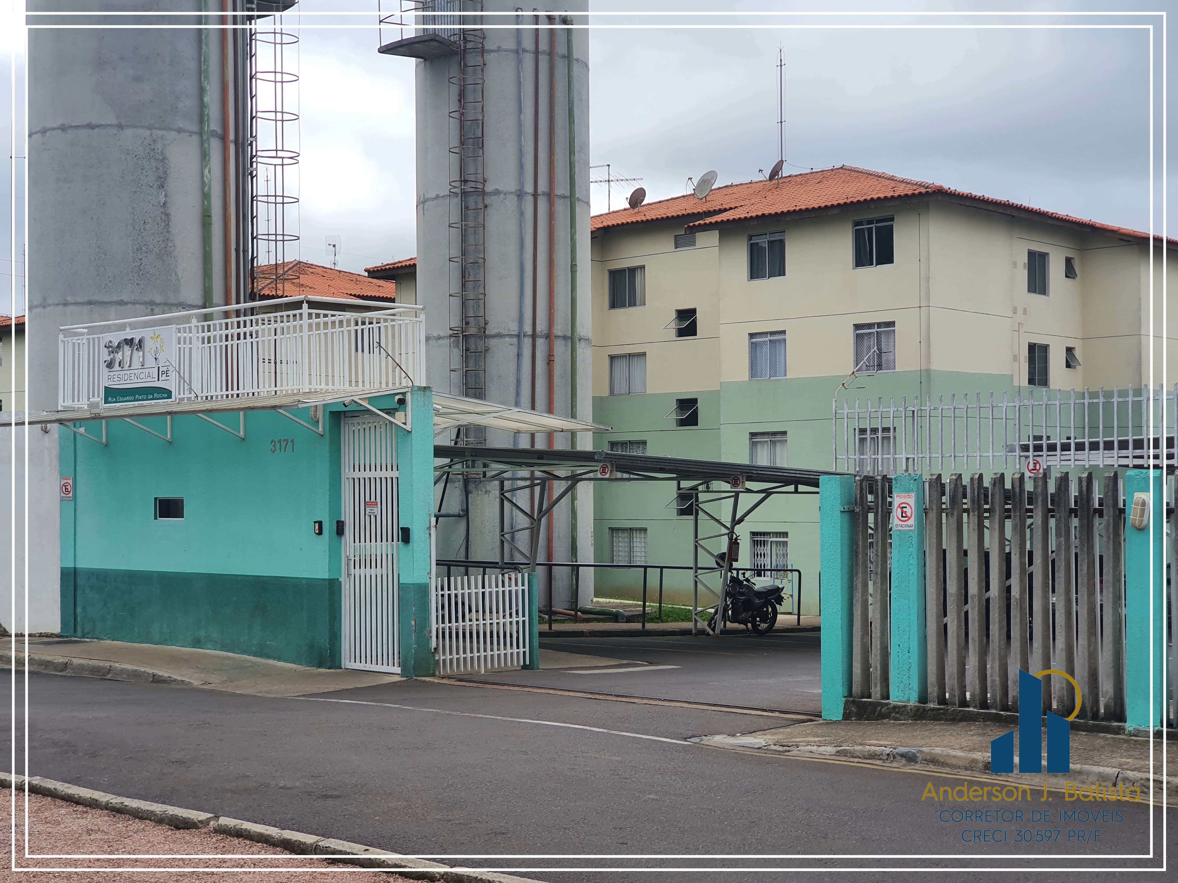 Imagem Apartamento com 2 Quartos à Venda, 48 m²em Sítio Cercado - Curitiba