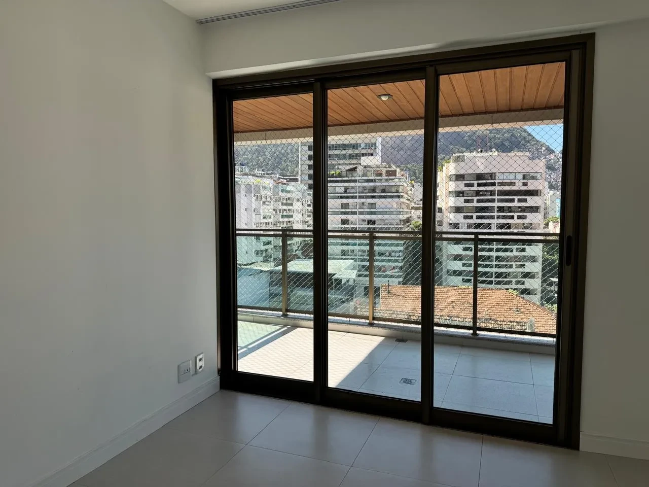 Foto do imóvel: Apartamento com 3 Quartos à Venda, 106 metros em Botafogo - Rio de Janeiro