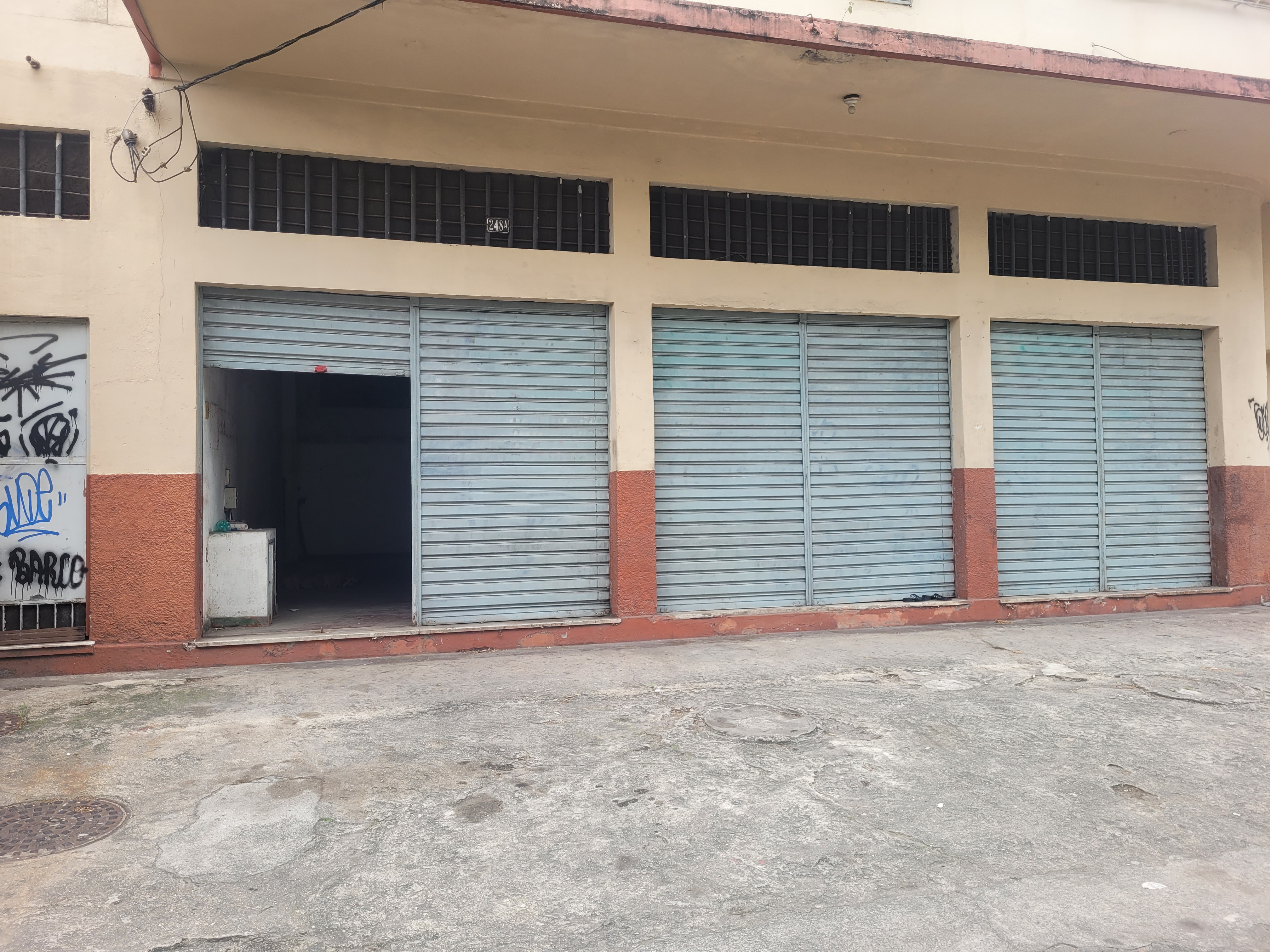 Imagem Loja para Alugar, 90 m² em Taquara - Rio de Janeiro