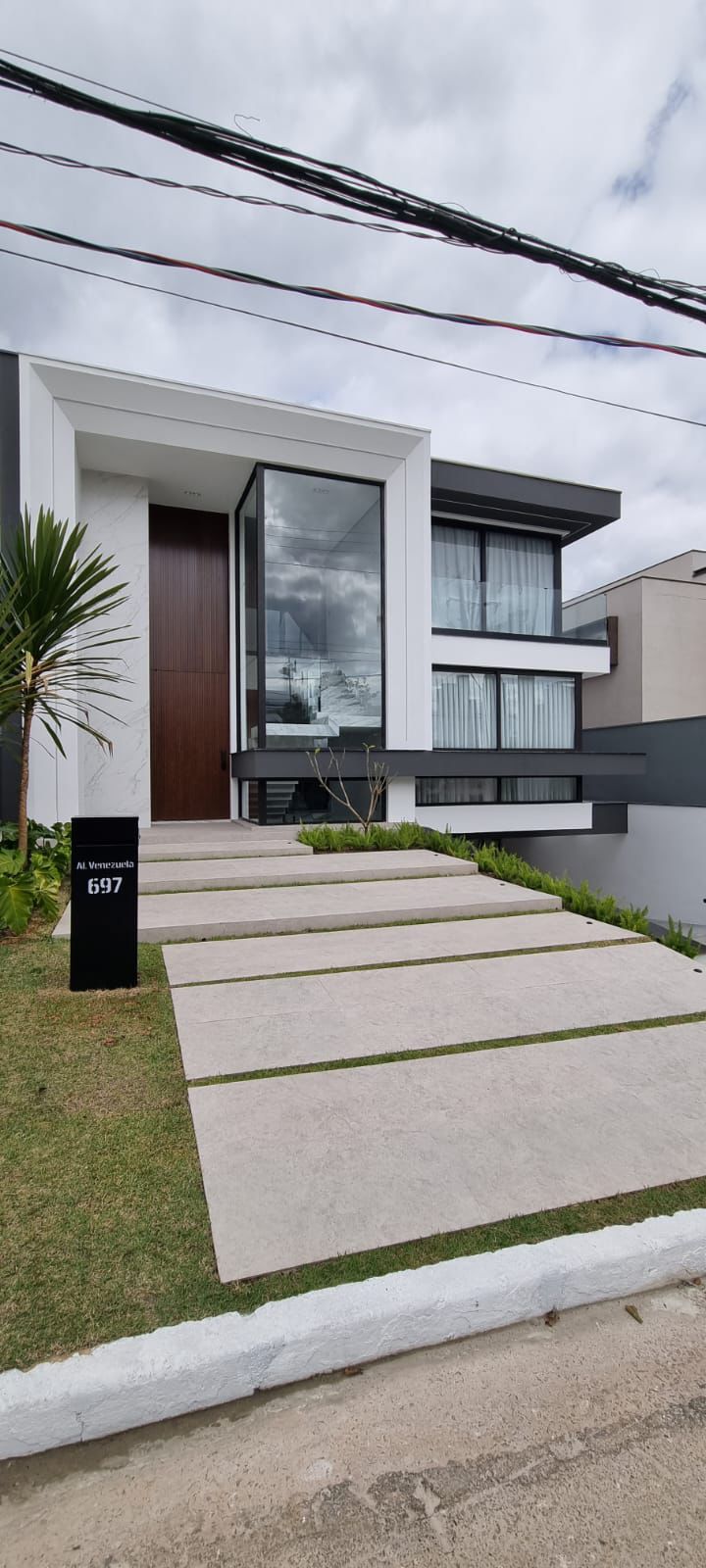 Imagem Casa de Condomínio com 4 Quartos à Venda, 588 m²em Alphaville Residencial Dois - Barueri