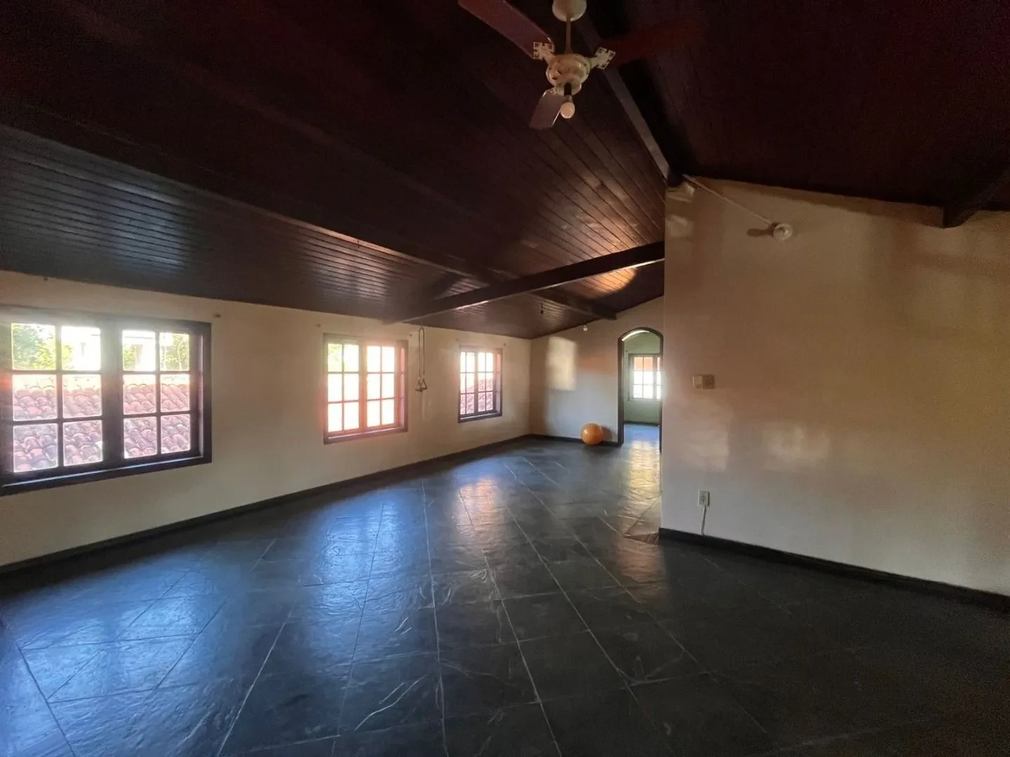 Imagem Casa de Condomínio com 4 Quartos à Venda, 245 m² em Itaipu - Niterói