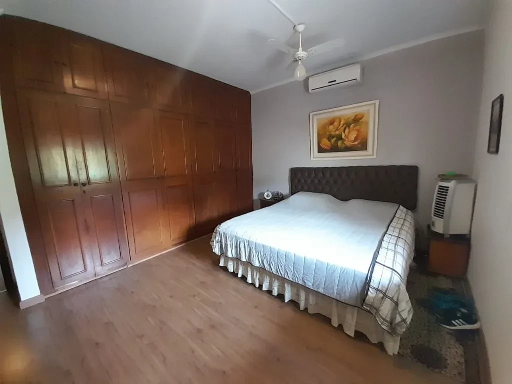 Imagem Casa com 5 Quartos à Venda, 303 m² em Planalto - Belo Horizonte