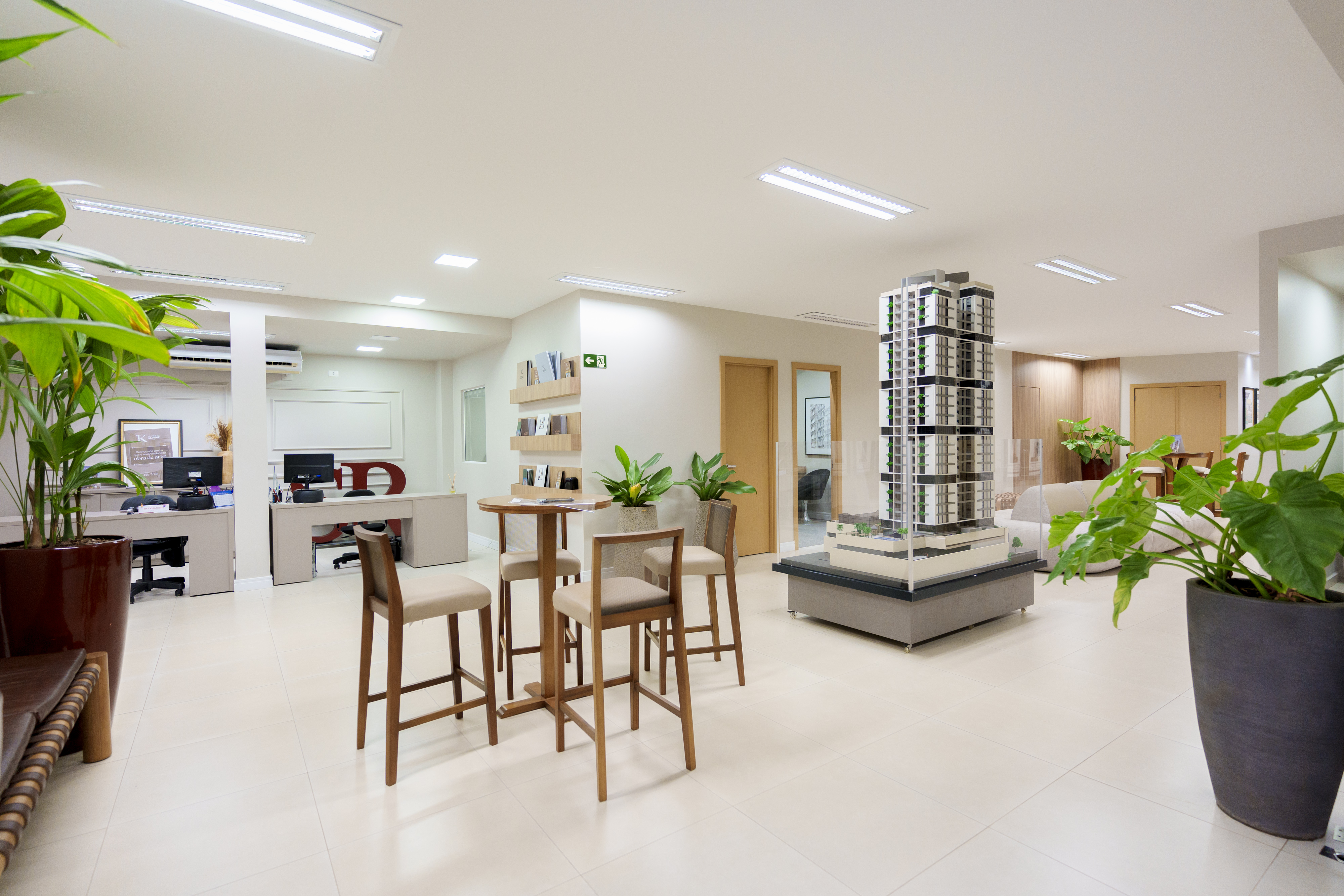 Imagem Sala Comercial à Venda, 626 m² em Centro - Cascavel