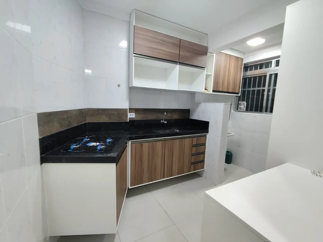Imagem Apartamento com 2 Quartos à Venda, 56 metros em Pompéia - Santos